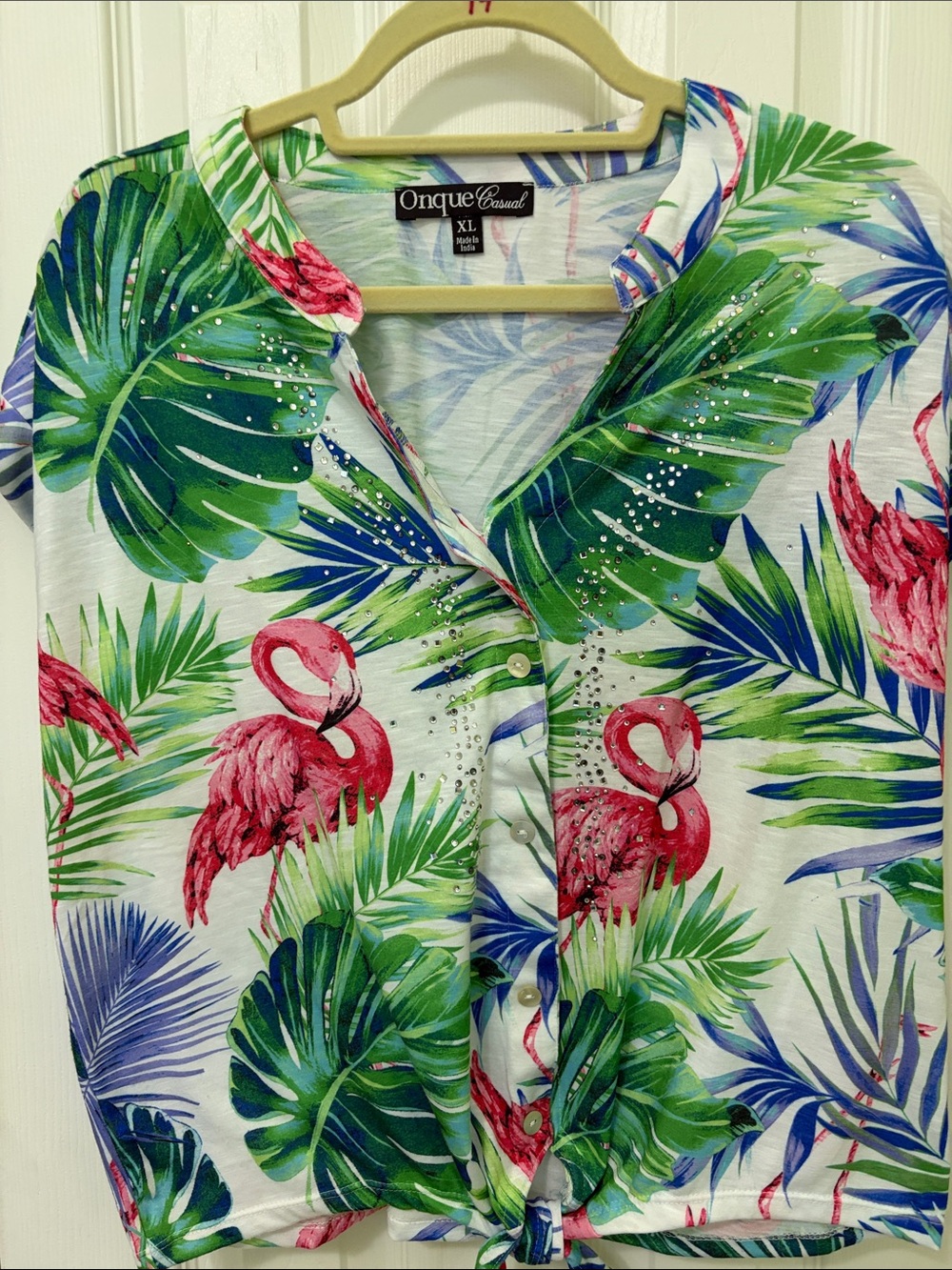 Onque Casuals White Tropical Flamingo Button-Front Blouse